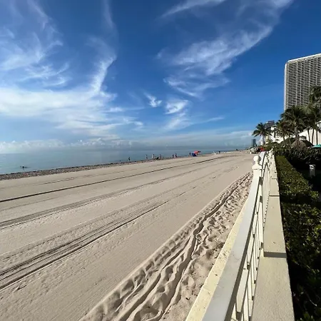 Miami Hollywood Great 2 Bedroom 2 Bathroom With Intercostal View 001-22Bvic